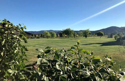 Luxury Chic Farm Cottage in Wine Country, California - Foto 37
