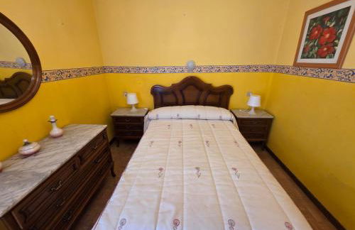 LUR Gijón - Espacioso alojamiento de 3 hab en La Calzada - VUT-7016-AS - Foto 18