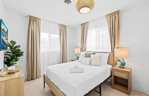 Sunshine Retreat I Waterfront I Pool I Paddle Boards I Bikes - Foto 41