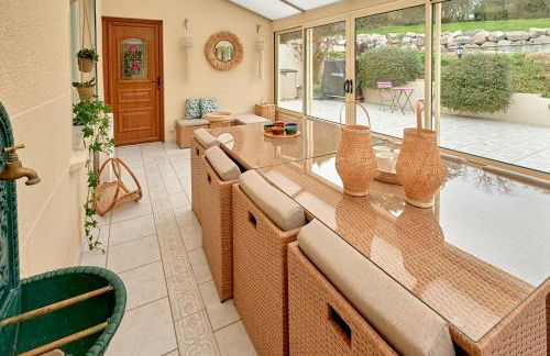 La Villa en Loire, avec Jacuzzi 6 places, Piscine chauffée, boulodrome, salle de jeu, 6 Chambres, vue Loire, 350M2 - Foto 35