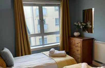 Light & bright, centrally located apartment - Foto 22