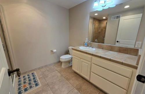 The Alhambra Retreat Gated Spacious Private - Foto 28