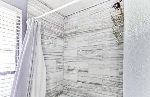 3 Mi to Downtown Roswell Home with Patio and Yard - Foto 18