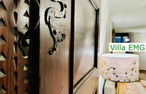 Luxus Ferienhaus Villa EMG München in Moosburg mit Pool, SPA, Kamin, Wald, See für Familien Gruppen bis 24 Personen - Foto 44