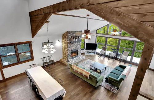 5 Bedroom Suites Hot Tub Jacuzzi Tub & Game Room - Photo 10