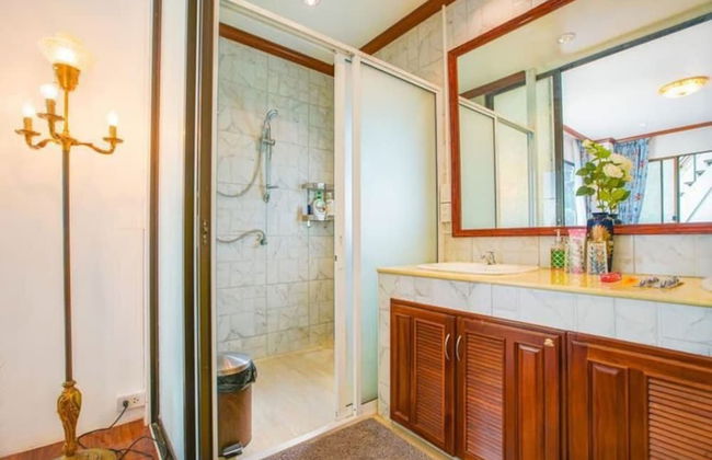 Pattaya YueHu Phoenix Deluxe Villa 5room - Foto 8