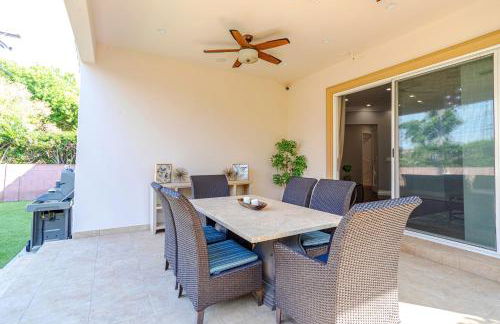 Regal 4 bed with hot tub close to Universal sleeps 15 - Foto 48