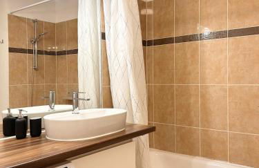 Logement 2 pièces cosy avec parking privé - Foto 3