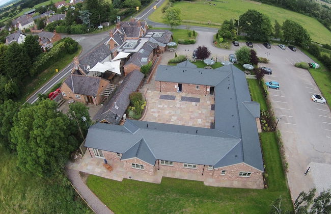 The Cock O' Barton - Photo 42