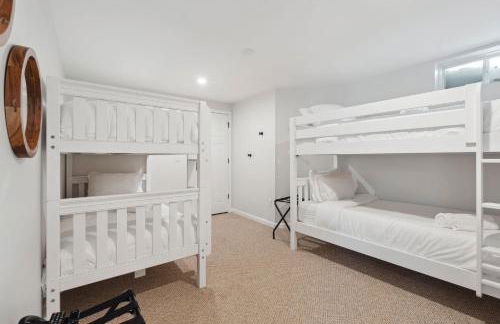 Winnisquam Landing Lakefront Firepit Deck - Foto 27