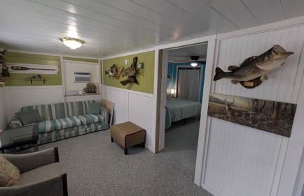 FREE BOAT to use ,Fish Camp, Water Front, Pets ok - Foto 51