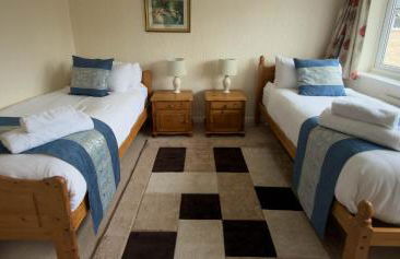 Farnborough Stay - 5 Bedroom - Foto 24