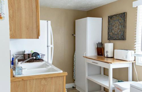 Our Little Yellow House - Foto 12