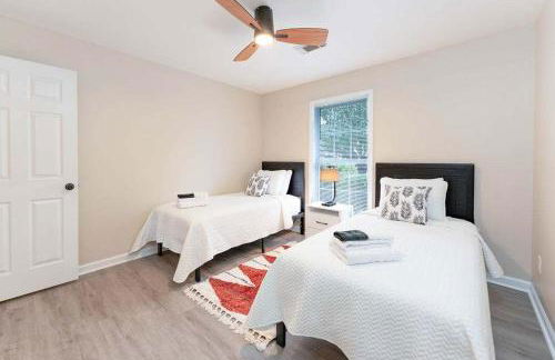 15 Min to UA Private Heated Pool Huge Yard Luxe Master - Foto 21