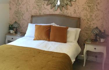 The Lodge - Photo 20