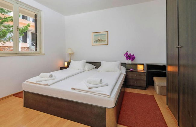 Beautiful Apartments in Jelsa, With Pool - Foto 8