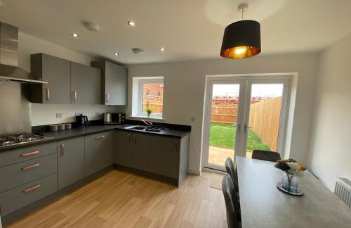 Kingsway House - Spacious 4 Bed Home From Home in Derby - Foto 18