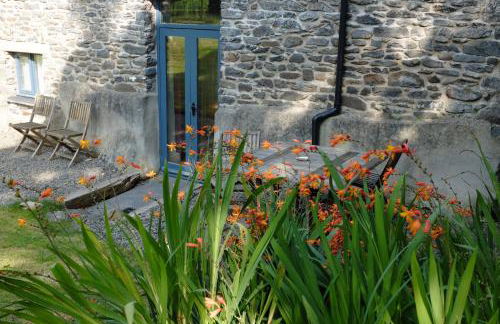 Pretty barn conversion in seaside village - Photo 9