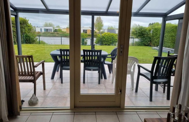 Appealing Bungalow With Garden - Photo 65