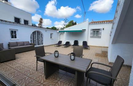 Villa with pool and barbecue on the Costa Blanca - Photo 15