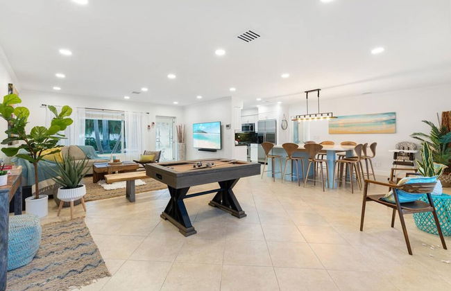 Walking Distance to the Beach 3Br House With Pool - Foto 17