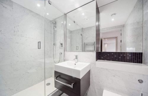Modern 2-Bedroom Flat near London Bridge - Photo 7