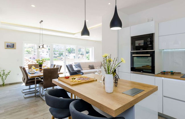 Villa Tranquility Nest Beniva - Three-bedroom Villa With Swimming Pool and Partial Sea View - Foto 8