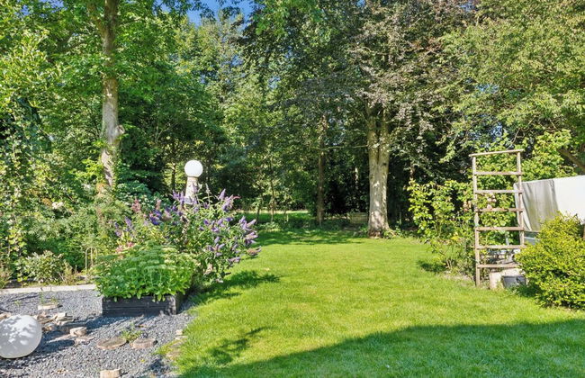 Lovely Town Apartment - Sleeps 5, Parking & Garden - Foto 27