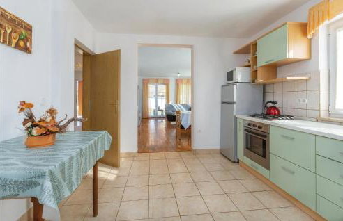 3 Bedroom Lovely Home In Savudrija - Foto 12