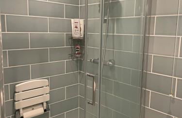 Two bedroom detached bungalow with conservatory - Foto 8