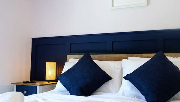 The Wave Cottage - 3 Bedroom with off road Parking for 3 Cars or Vans & EV point - Foto 2, Camera