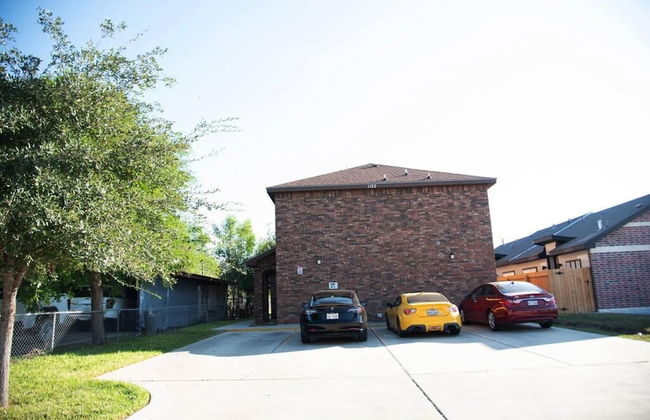 3BD 2BT Town Suite Minutes Away Medical Center - Foto 2