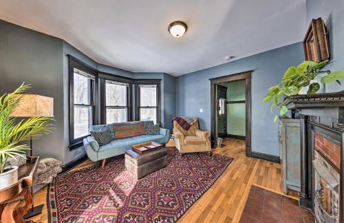 Newly Renovated Home Close to Dtwn Lawrence! - Photo 1