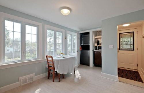 Back Cove - Large Sunny 2 Bedroom Condo - Foto 16