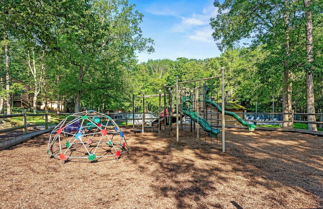 Pirate-themed Lakefront Home w/ Kayaks, Game Room, Views & Hidden Treasure Hunt - Foto 50