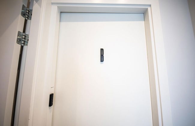 Spacious 2 Bedroom Serviced Apartments 71-77m2 - Photo 29