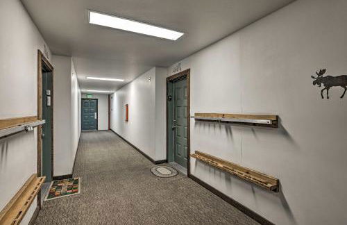 Condo with Balcony and Fireplace in Silverthorne! - Foto 22