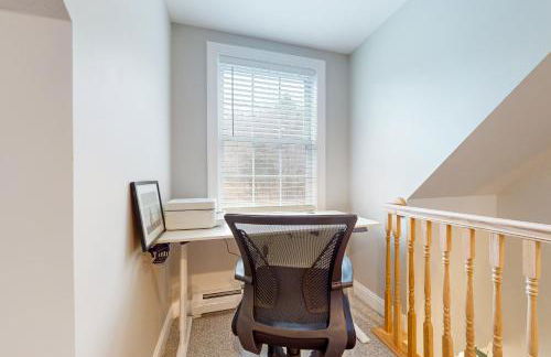 Modern Mountain Homestead - Foto 13