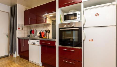 APPARTEMENT CENTRE VILLE PARKING COUVERT WIFI BALCON - Photo 2