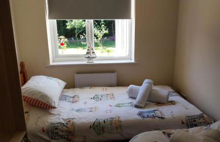 Beautiful 3-Bed Bungalow Kessingland rural retreat - Photo 42