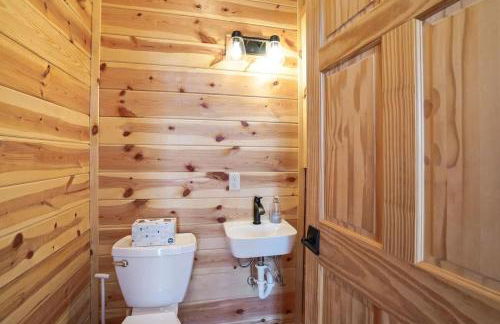 Fern Haven A modern take on Hocking Hills cabins - Foto 25