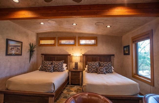 Cougar Ridge Resort, LLC - Photo 26