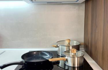 Hermes Luxury Apartment - Photo 11