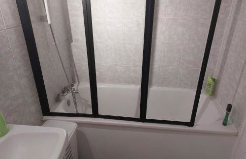 T2 Montpellier plein sud clim wifi terrasse de 16m2 - Photo 18