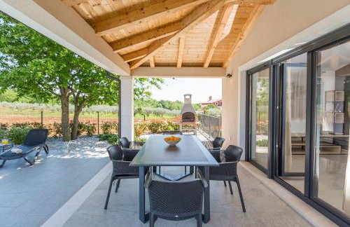 Moderne Villa mit Privatpool, Meerblick, Babybett, BBQ, klimatisierte Schlafzimmer - perfekt zum Biken - Photo 38