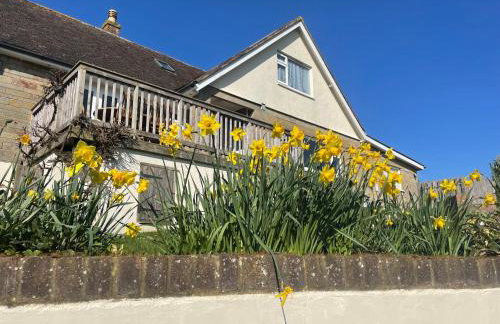 Three Gables, West Wight village house, Sleeps 10 - Photo 29