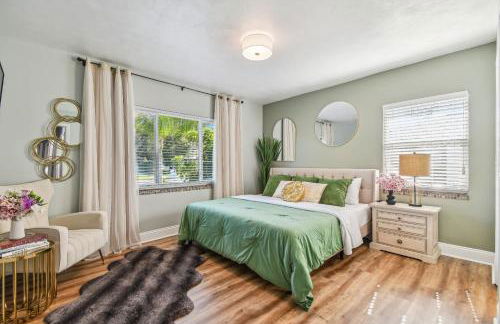 Tropical Retreat with Heated Pool & Firepit - Foto 4