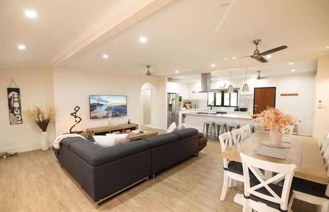 Rosewood Rustic Refuge Pool Outdoor Dining Backyard - Foto 34