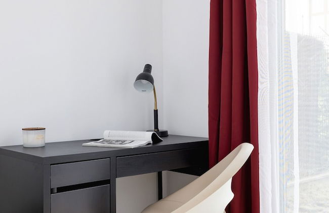 Stylish Apartment Bażantów by Renters - Photo 4