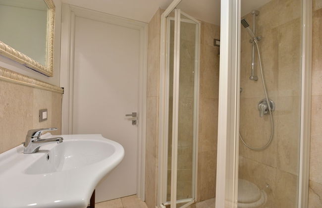 IzzHome City Center Cozy - Foto 10